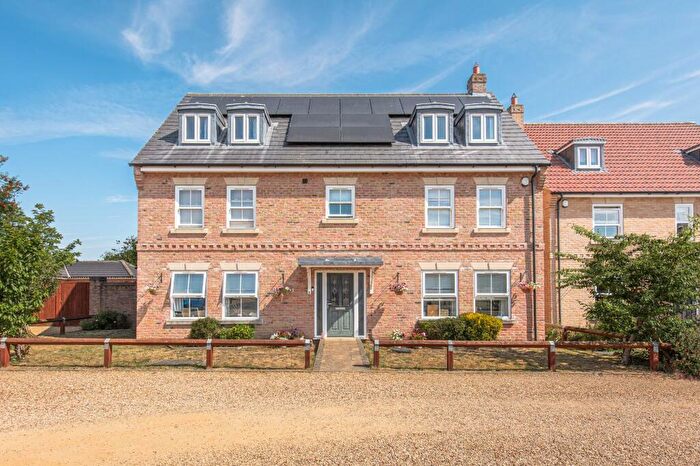 5 Bedroom Detached House For Sale In Impressive Family Living In A Desirable Watton Setting, IP25