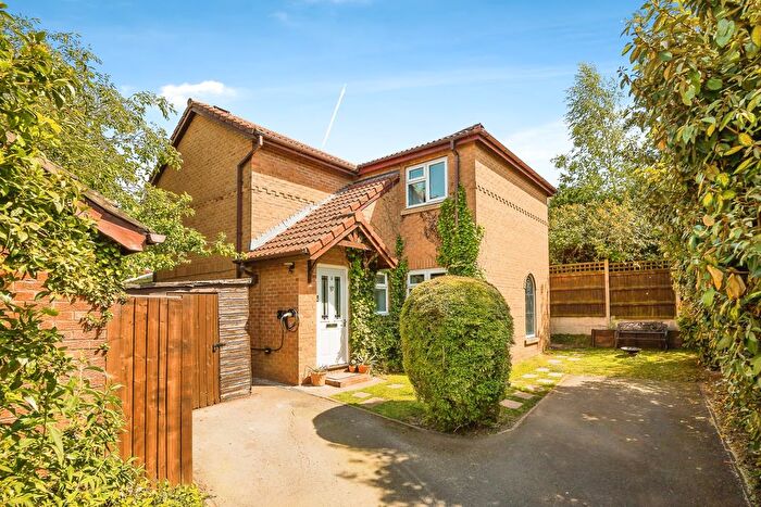4 Bedroom Detached House For Sale In Pennington Close, Frodsham, WA6