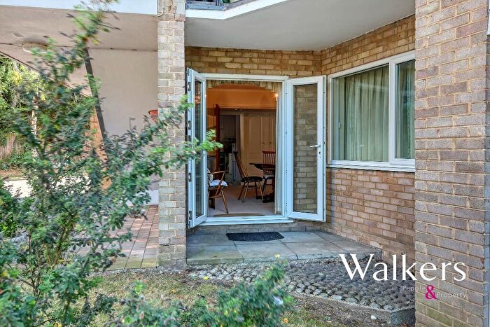 2 Bedroom Apartment For Sale In Station Lane, Ingatestone, CM4