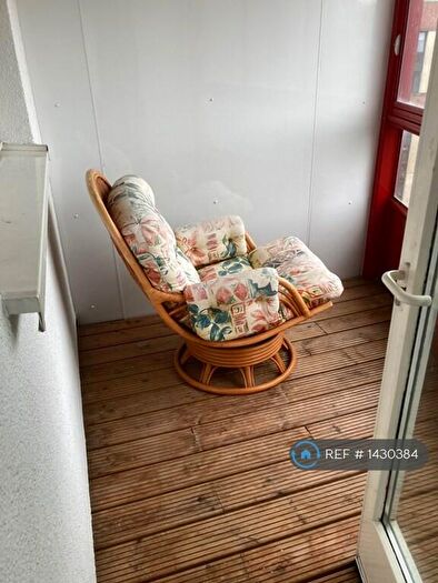 1 Bedroom Flat To Rent In Drygate, Glasgow, G4