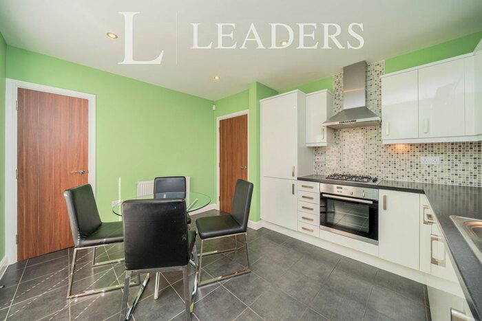 3 Bedroom Town House To Rent In Upton Grange, Chester, Cheshire, CH2