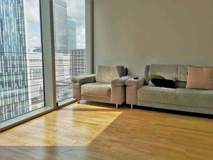 1 Bedroom Flat For Sale In Landmark West Tower, Marsh Wall, London, E14