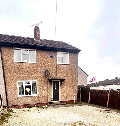 3 Bedroom Semi-Detached House To Rent In Ivanhoe Road, Thurcroft, Rotherham, S66