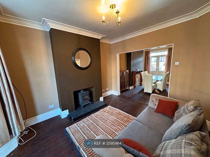 3 Bedroom Terraced House To Rent In Albany Road, Doncaster, DN4