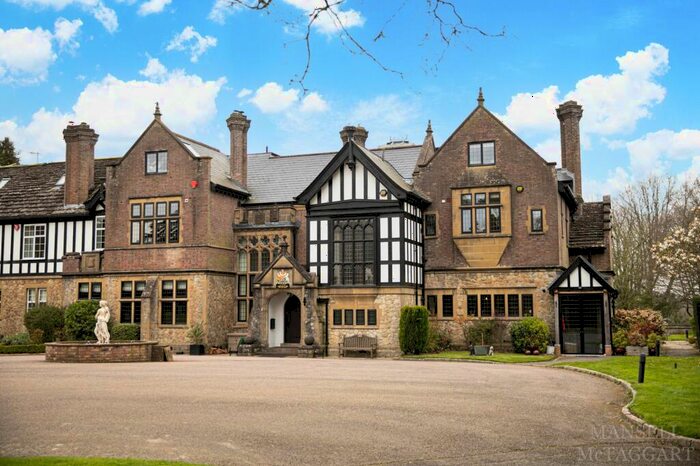 2 Bedroom End Of Terrace House For Sale In Felcourt Road, Felcourt, RH19