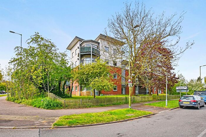 2 Bedroom Flat For Sale In Avalon Court, Hartswood Close, Bushey, WD23