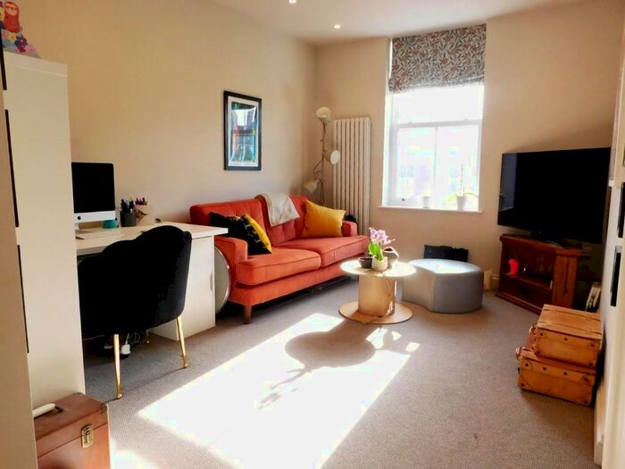 1 Bedroom Flat To Rent In Melbourne Street, York, YO10