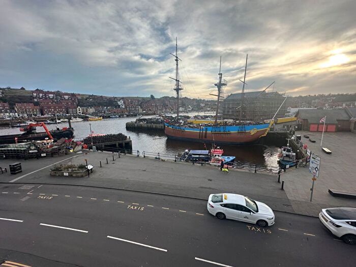 2 Bedroom Flat To Rent In New Quay Road, Whitby, YO21
