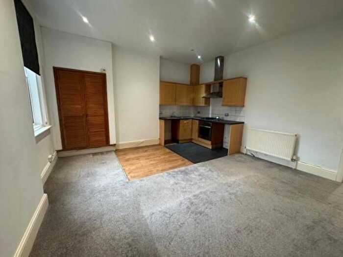 2 Bedroom Flat To Rent In Stansted Road, Southsea, PO5