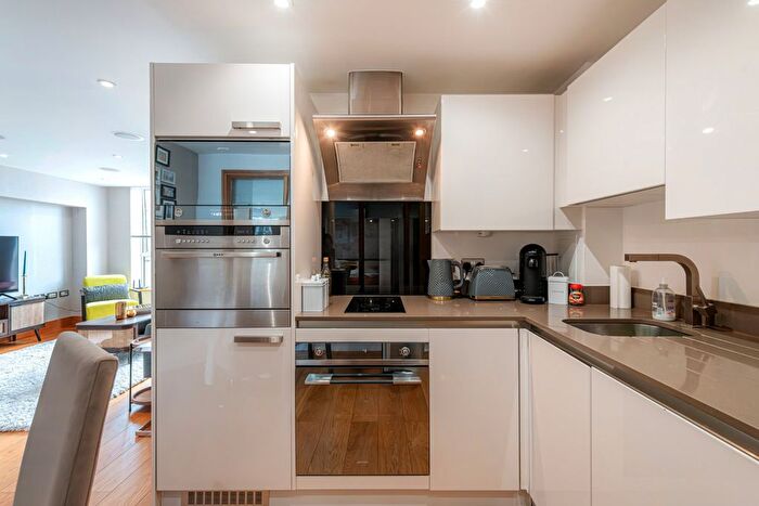 1 Bedroom Flat For Sale In Lisson Grove, London, NW1