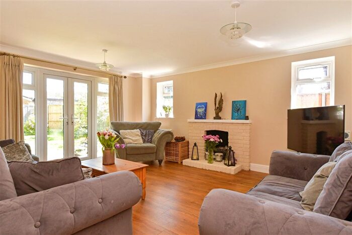 4 Bedroom Detached House For Sale In Turners Court, West Kingsdown, Sevenoaks, Kent, TN15