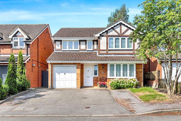 4 Bedroom Detached House For Sale In Tawny Grove, Four Marks, GU34
