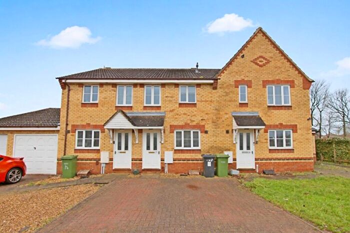 2 Bedroom Terraced House For Sale In Fieldfare Drive, Stanground, Peterborough, PE2