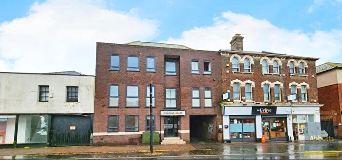 2 Bedroom Apartment To Rent In Graphic House, Magdalen Street, CO1
