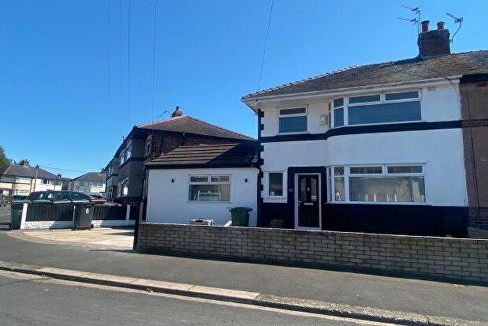 3 Bedroom Property To Rent In Fairway Crescent, Wirral, CH62