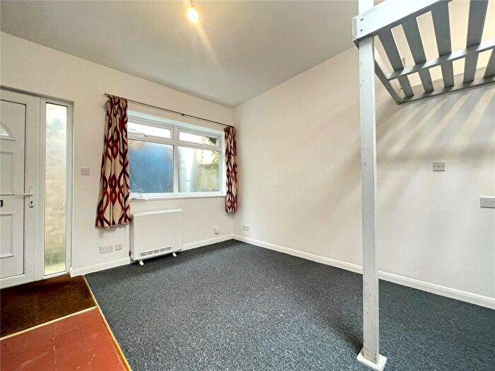 Studio To Rent In Leslie Park Road, Croydon, Surrey, CR0