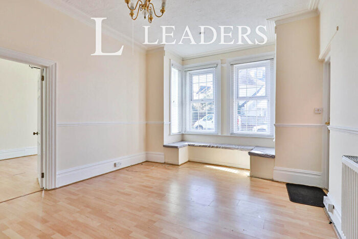 1 Bedroom Flat To Rent In Southbourne, BH6