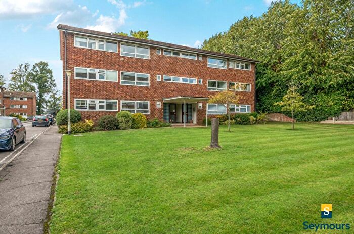 2 Bedroom Flat For Sale In St. Margarets, London Road, Guildford, Surrey, GU1