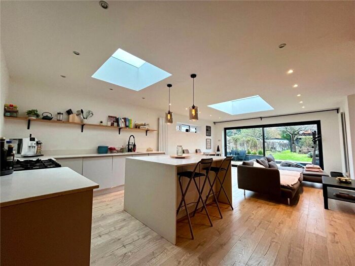 4 Bedroom Semi-Detached House To Rent In Cromwell Road, Newbury, Berkshire, RG14