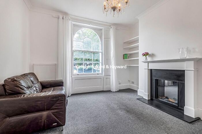 1 Bedroom Flat To Rent In St. Peters Street, Islington, London, N1