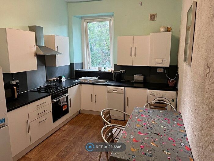 4 Bedroom Flat To Rent In Clerk Street, Edinburgh, EH8