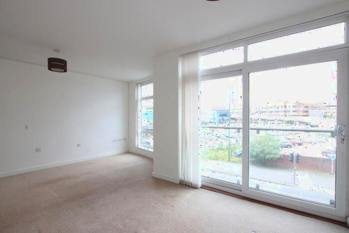2 Bedroom Flat To Rent In Nazareth Court, Lenton, Nottingham, NG7