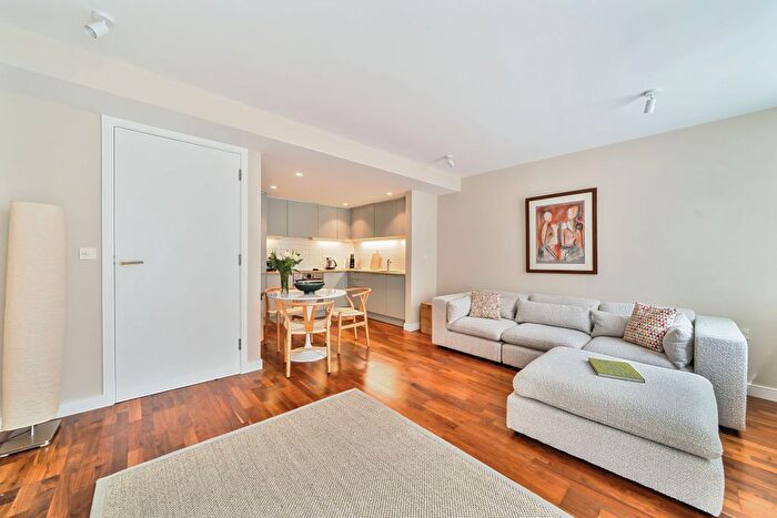 1 Bedroom Flat For Sale In Liverpool Road, London, N7