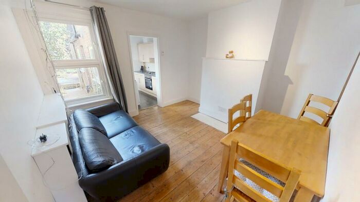 4 Bedroom Semi-Detached House To Rent In Guildford Park Road, Friary And St Nicolas, GU2