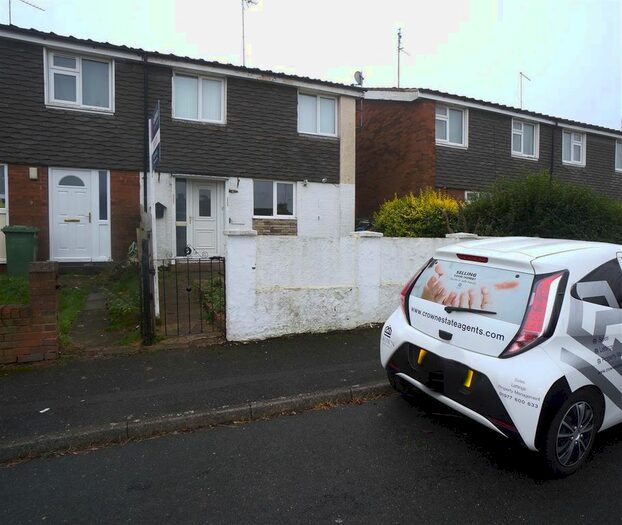 2 Bedroom Semi-Detached House To Rent In Bluebell Close, Pontefract, WF8