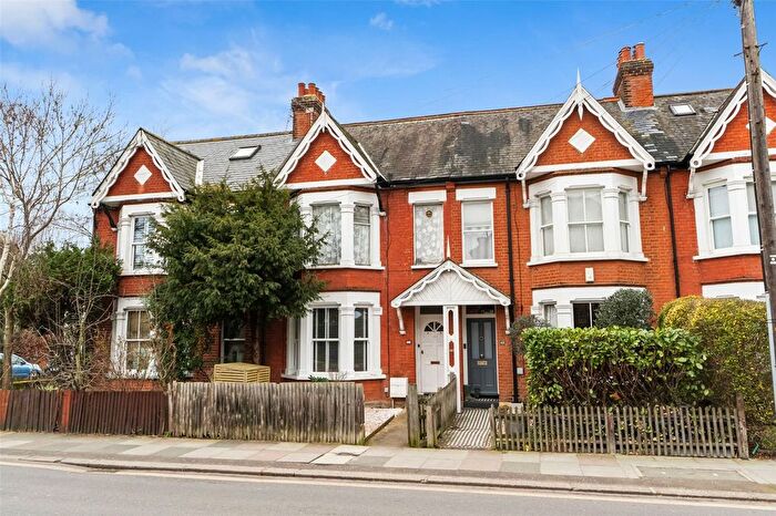 2 Bedroom Maisonette For Sale In Percy Road, Hampton, TW12