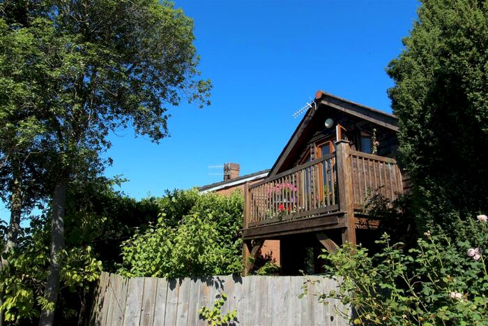 1 Bedroom Detached House To Rent In Exeter, EX4