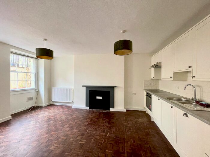 1 Bedroom Flat To Rent In Cave Street, St. Paul's, BS2