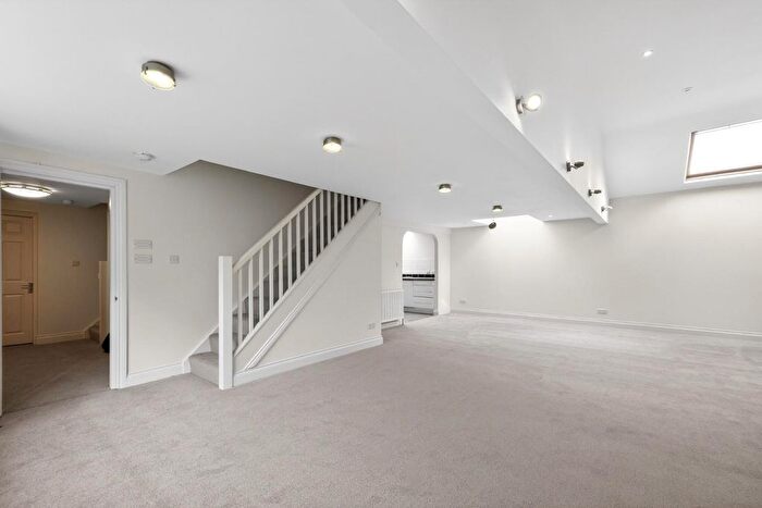 2 Bedroom Flat For Sale In Jackson Street, York, YO31