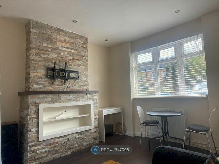 Studio To Rent In Fullerton Road, Croydon, CR0