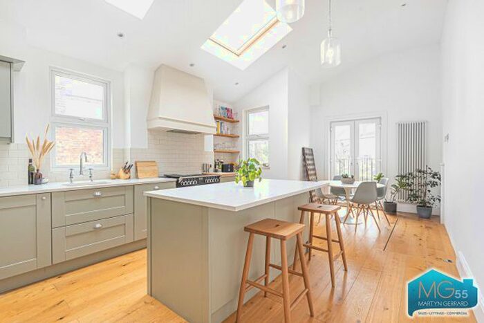 4 Bedroom Maisonette To Rent In Albert Road, London, N22