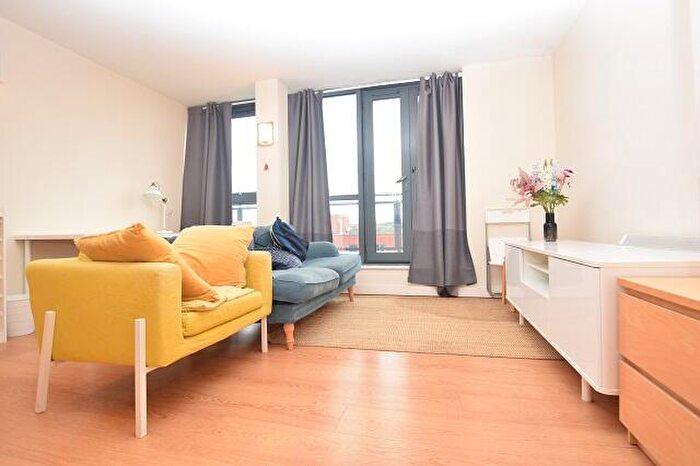 1 Bedroom Penthouse To Rent In West One City, Fitzwilliam Street, S1