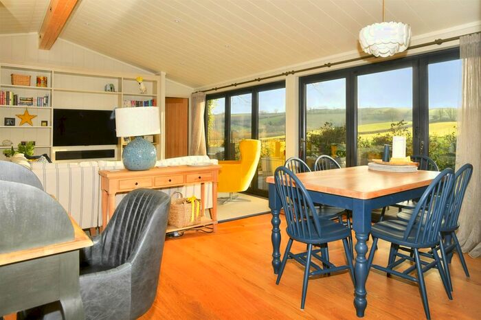 2 Bedroom Lodge For Sale In Palstone Lane, South Brent, TQ10