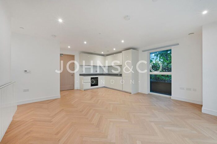 1 Bedroom Flat To Rent In Cobham House, Kidbrooke Village, SE3