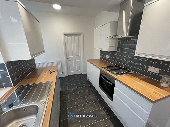 2 Bedroom Flat To Rent In South Shields, Tyne Amp; Wear, NE33