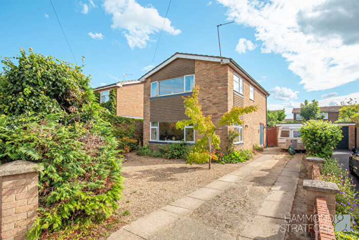 4 Bedroom Detached House For Sale In Richardson Crescent, Hethersett, NR9