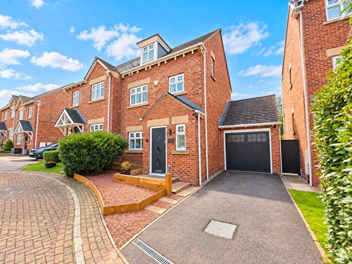4 Bedroom Semi Detached House For Sale In Bloomingdale Court, Woolley Grange, Barnsley, S75