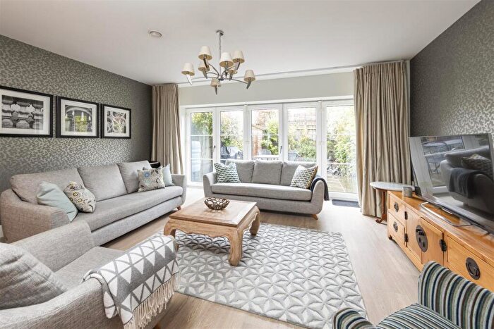 4 Bedroom House To Rent In Pitt Rivers Close, Guildford, Surrey, GU1