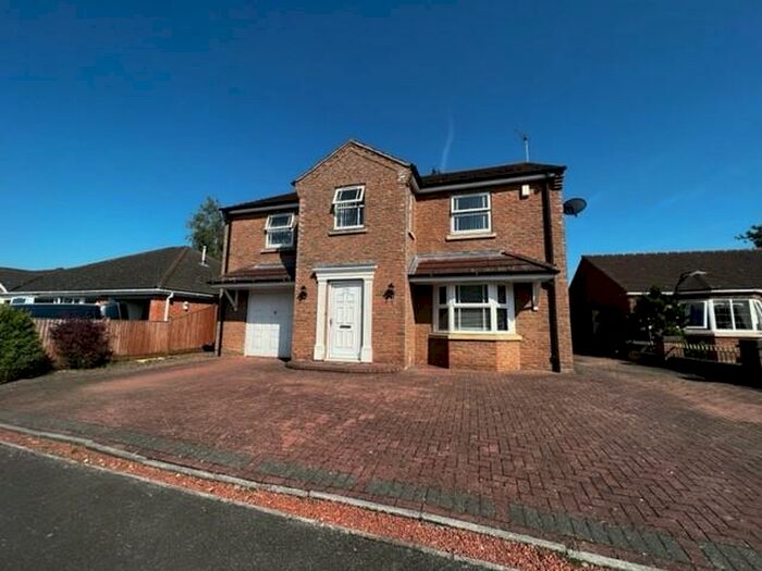 4 Bedroom Detached House To Rent In Jackson Drive, PE20