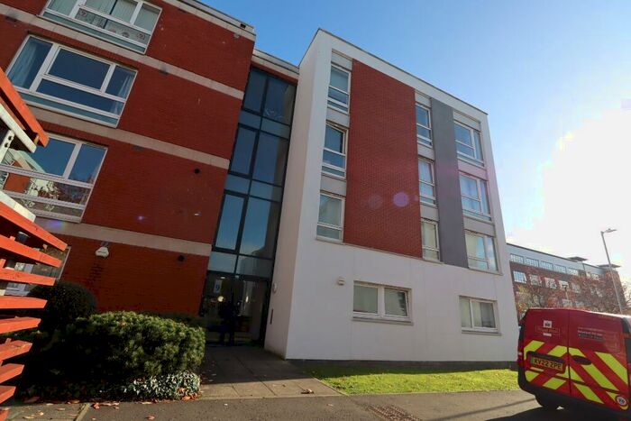 2 Bedroom Flat To Rent In Hanson Park, Dennistoun, Glasgow, G31