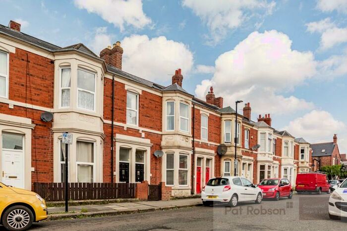 2 Bedroom Property To Rent In Lonsdale Terrace, NE2