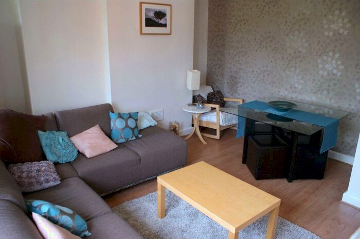 1 Bedroom Apartment To Rent In Kielder Square, Eccles New Road, Salford, M5