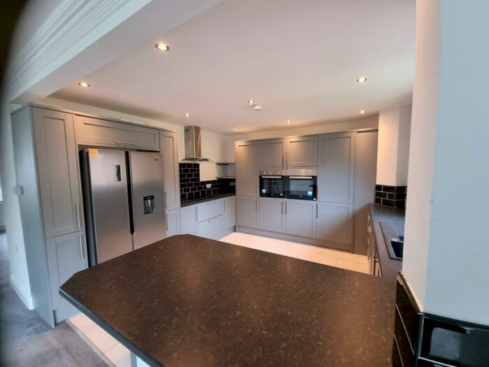 3 Bedroom Town House To Rent In North Mossley Hill Road, Liverpool, L18