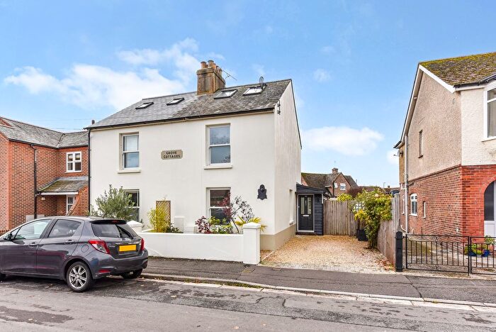 2 Bedroom Semi Detached House For Sale In Whyke Lane, Chichester, PO19