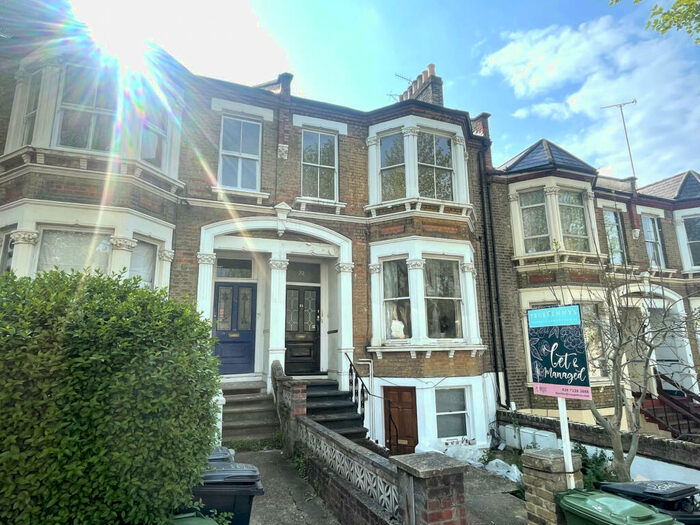 3 Bedroom Flat To Rent In Jerningham Road, London, SE14