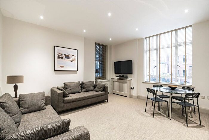 1 Bedroom Flat To Rent In Montagu Mansions, Marylebone, London, W1U